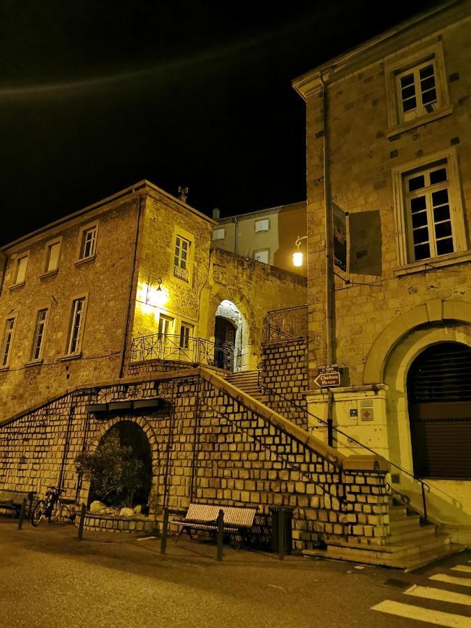 Aux Pieds Du Chateau Daire Tournon-sur-Rhone Dış mekan fotoğraf